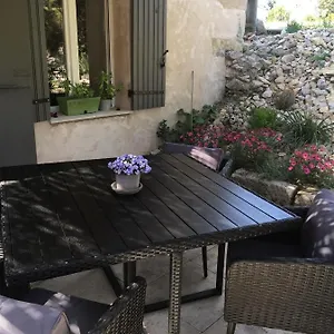 https://juste-derrire-chez-nous.fr-provencehotel.com